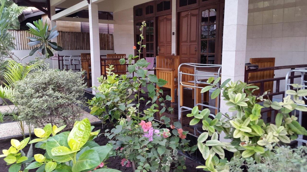 Trawangan Cottage 2 ギリ・トラワンガン エクステリア 写真